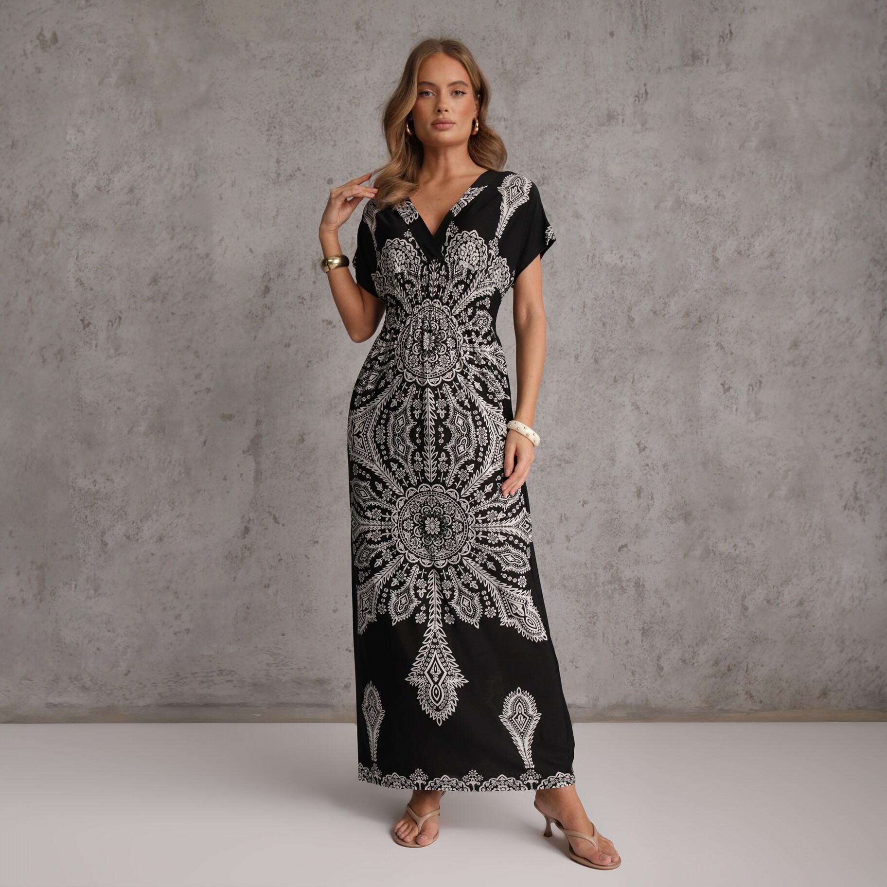 Czarna Sukienka Maxi w Etniczny Wzór Josanie, czarny, dzianina, Renee, damski, letni, rozmiar M