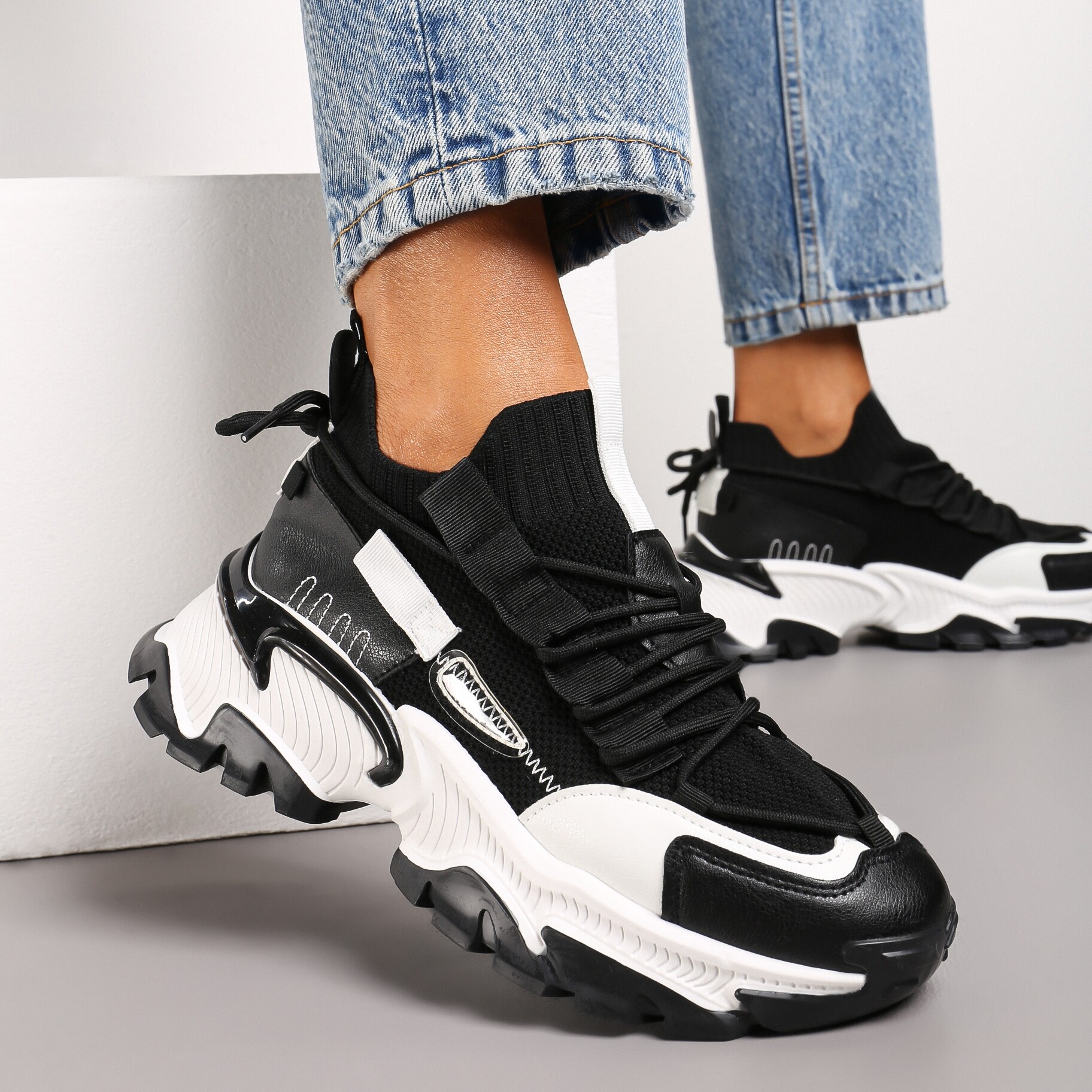 Czarne Sneakersy Kharena, czarny, imitacja skóry, Renee, damski, przejściowy, rozmiar 37
