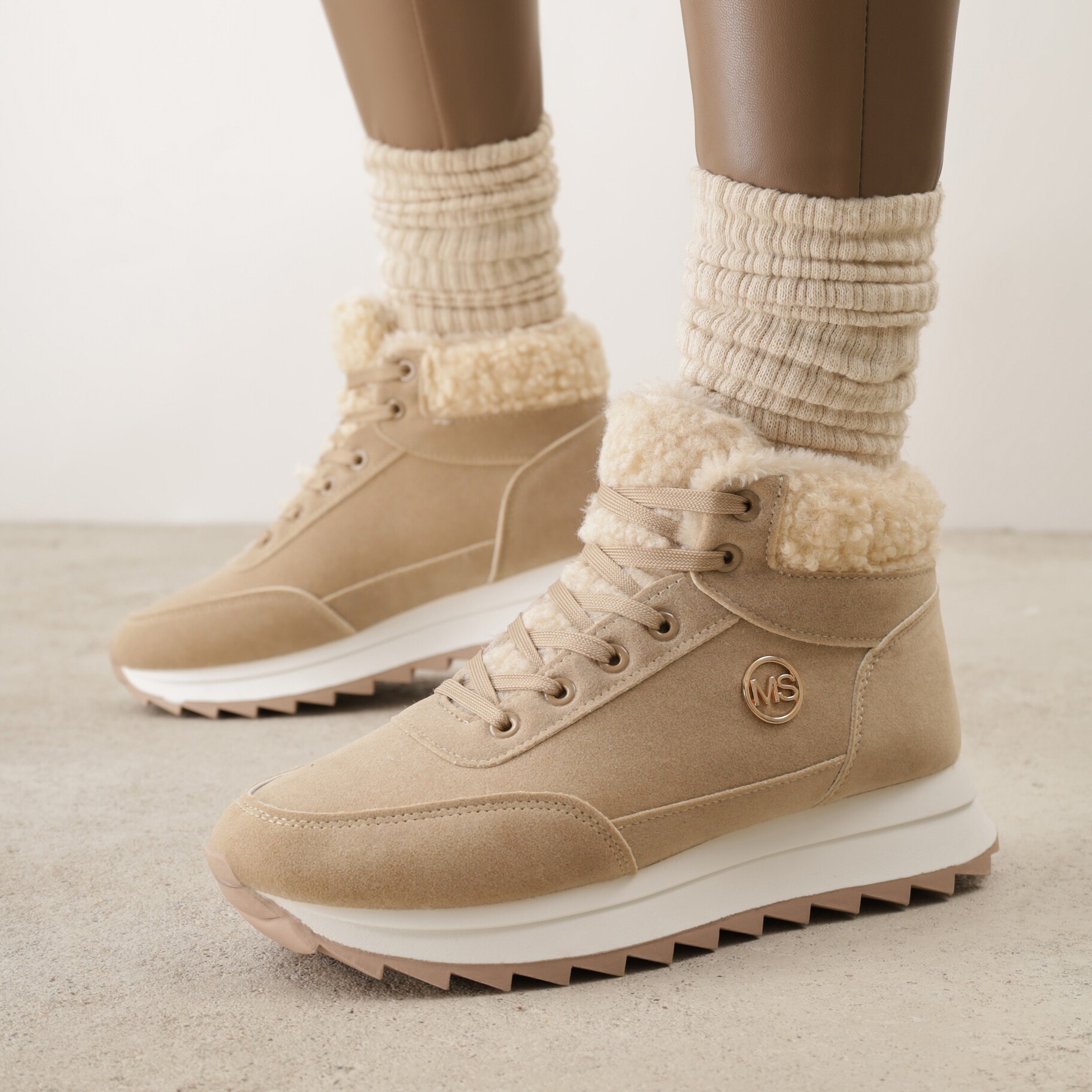 Ciemnobeżowe Zimowe Sneakersy ze Sztucznym Futerkiem Turelia, beżowy, imitacja zamszu, Renee, damski, zimowy, rozmiar 38