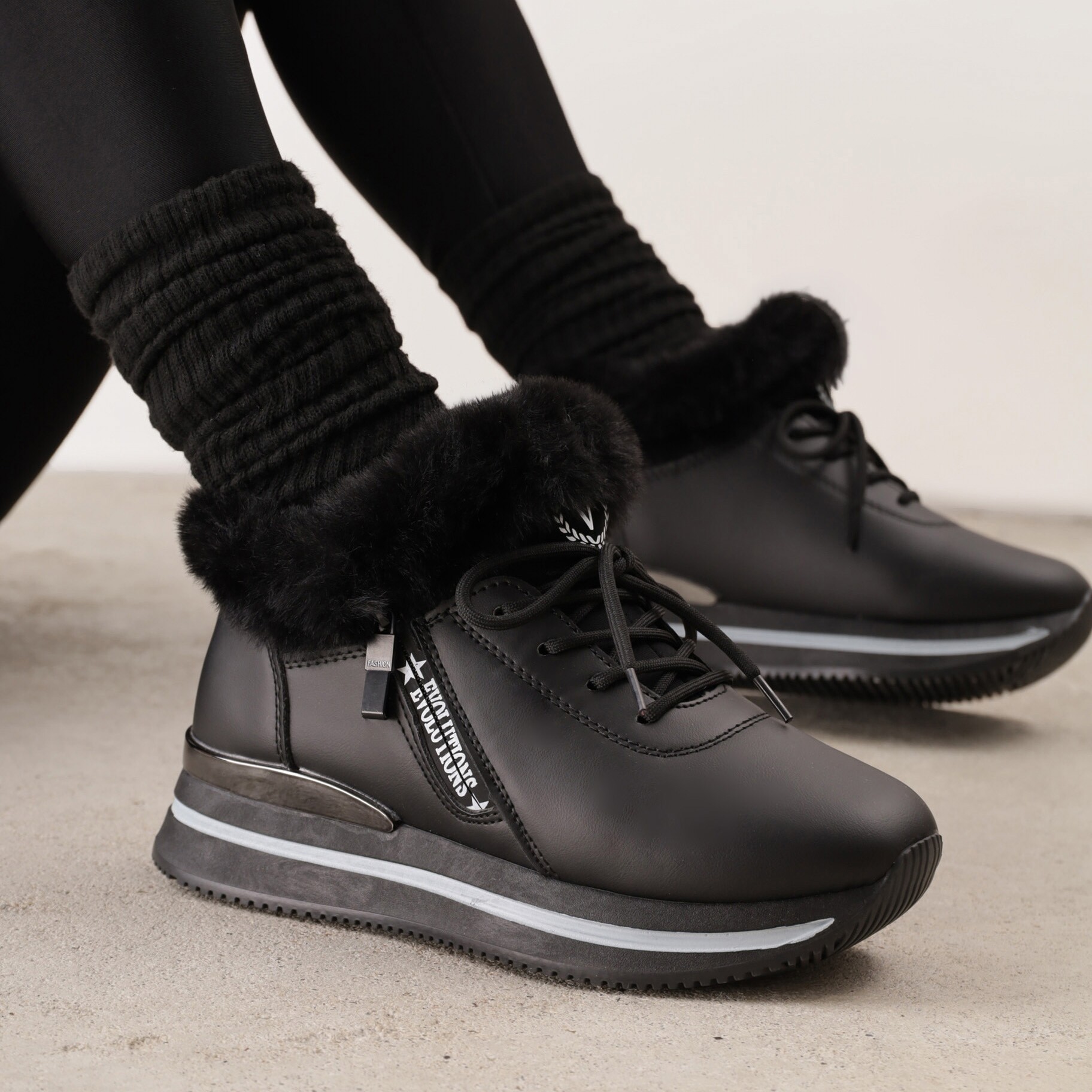 Czarne Sznurowane Botki Sneakersy z Futerkiem Gameda, czarny, imitacja skóry, Renee, damski, zimowy, rozmiar 38
