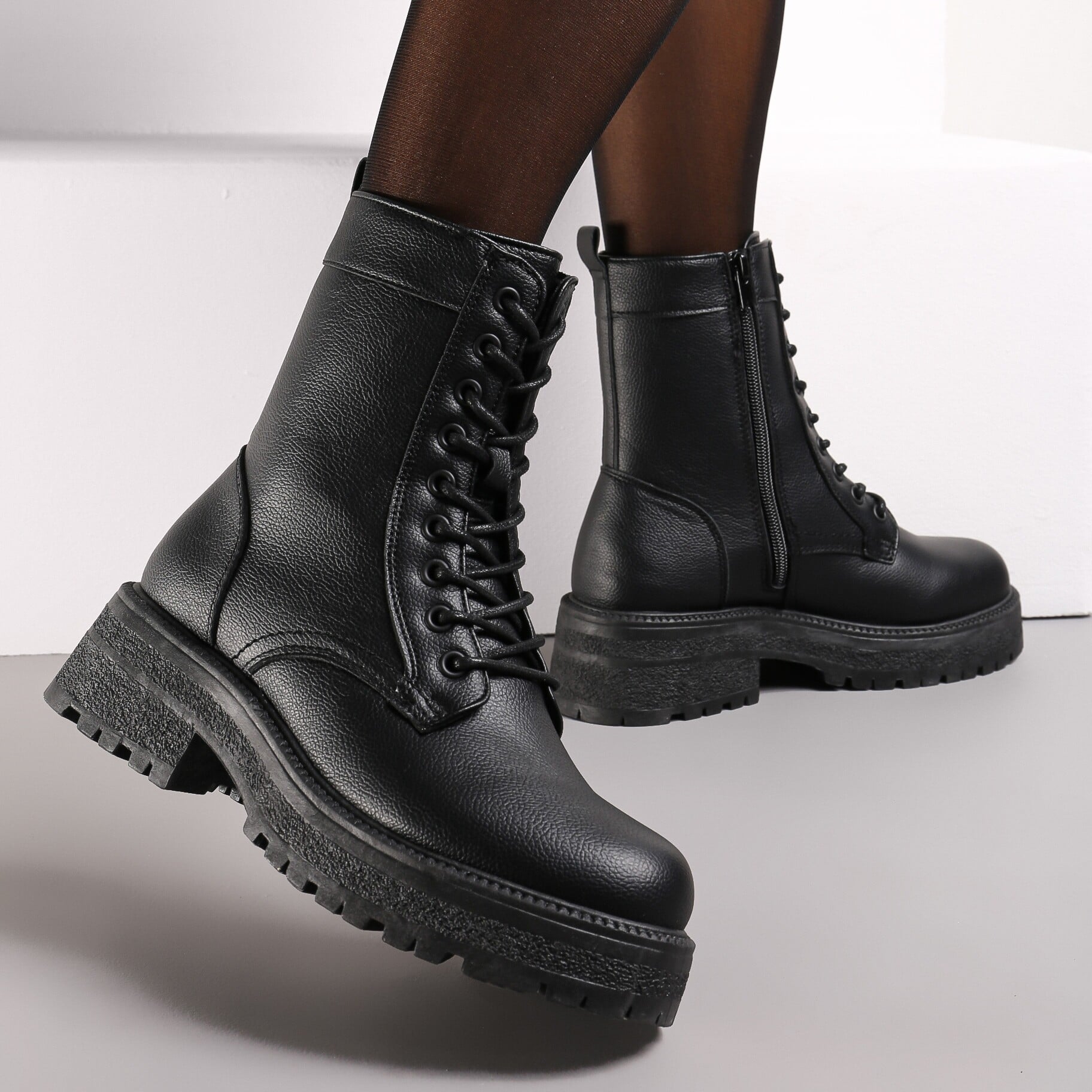Czarne Botki Workery na Grubej Podeszwie Fashia, czarny, imitacja skóry, Renee, damski, zimowy, rozmiar 38
