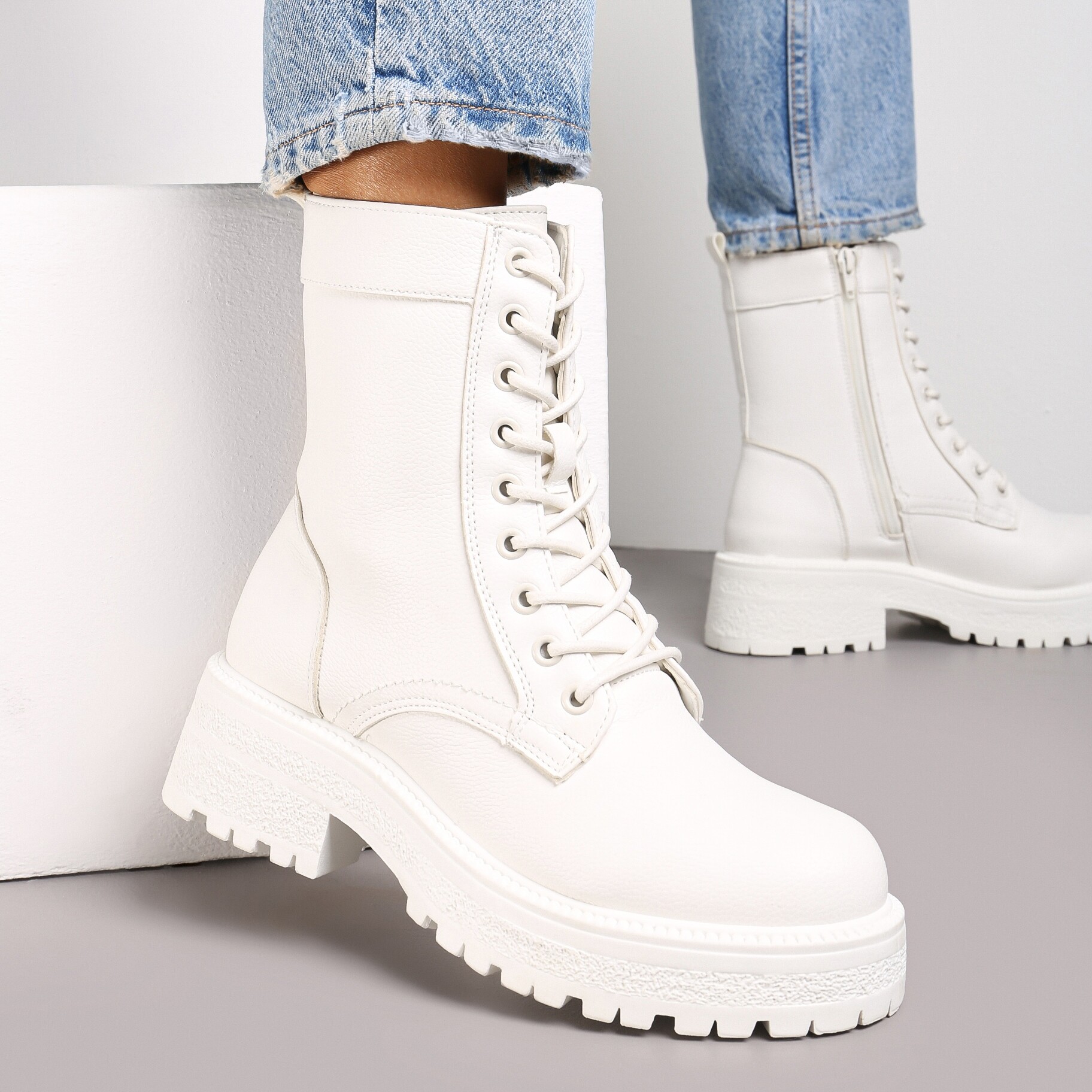 Białe Botki Workery na Grubej Podeszwie Fashia, biały, imitacja skóry, Renee, damski, zimowy, rozmiar 38