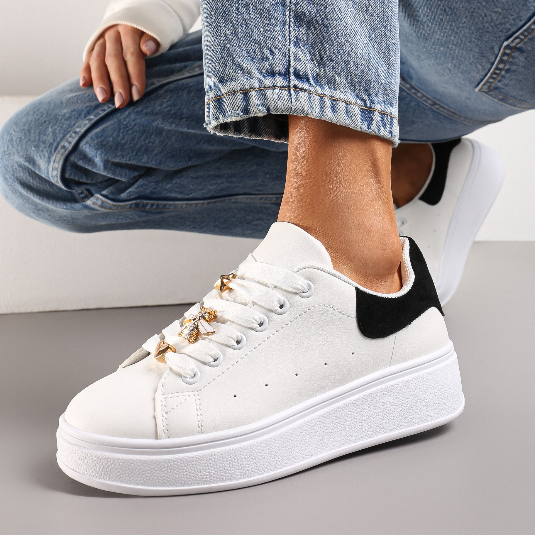 Biało-Czarne Sneakersy na Platformie z Metaliczną Wstawką Grevaja, biały, imitacja skóry, Renee, damski, przejściowy, rozmiar 38