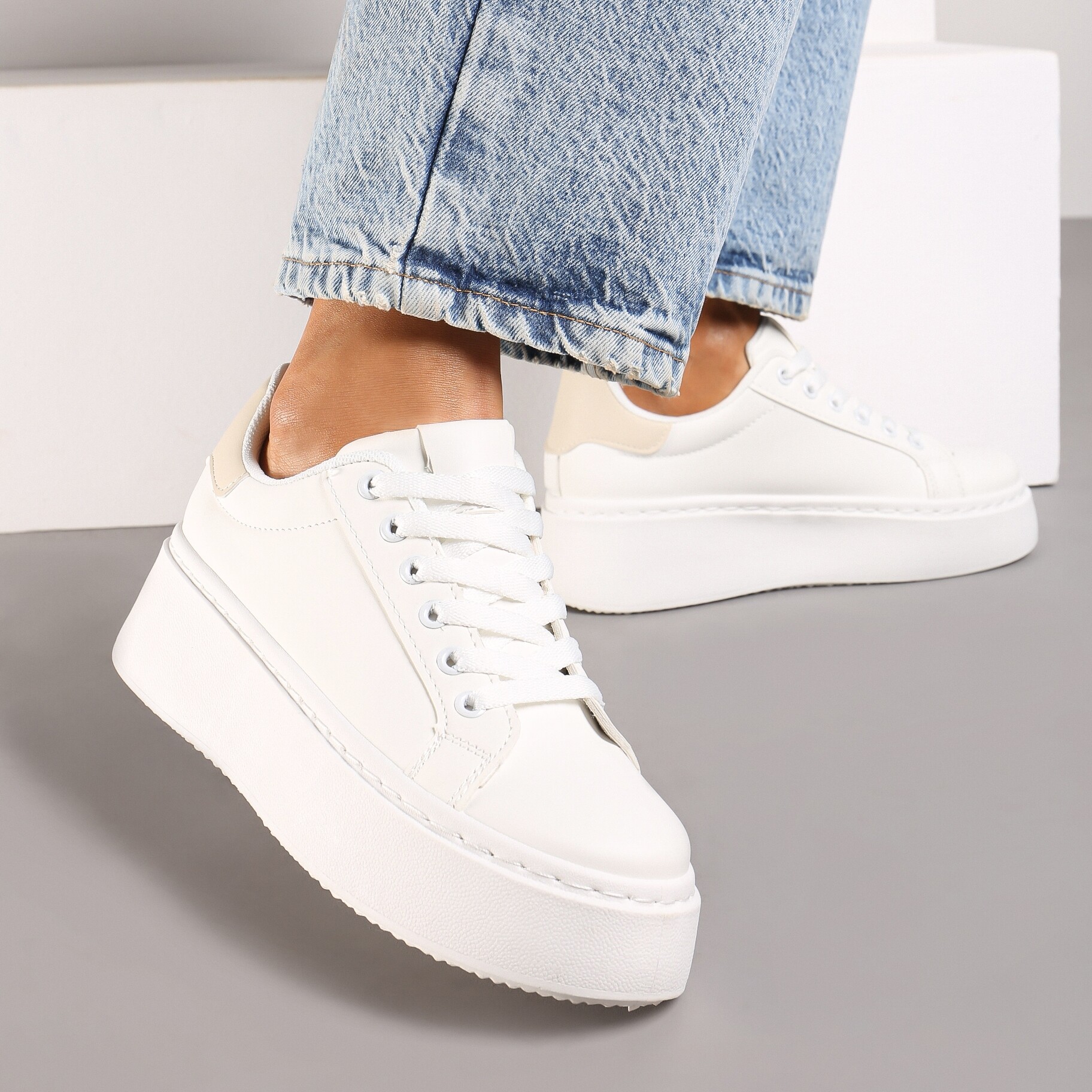 Biało-Beżowe Basicowe Sneakersy na Platformie Tiaeliana, biały, imitacja skóry, Renee, damski, przejściowy, rozmiar 39