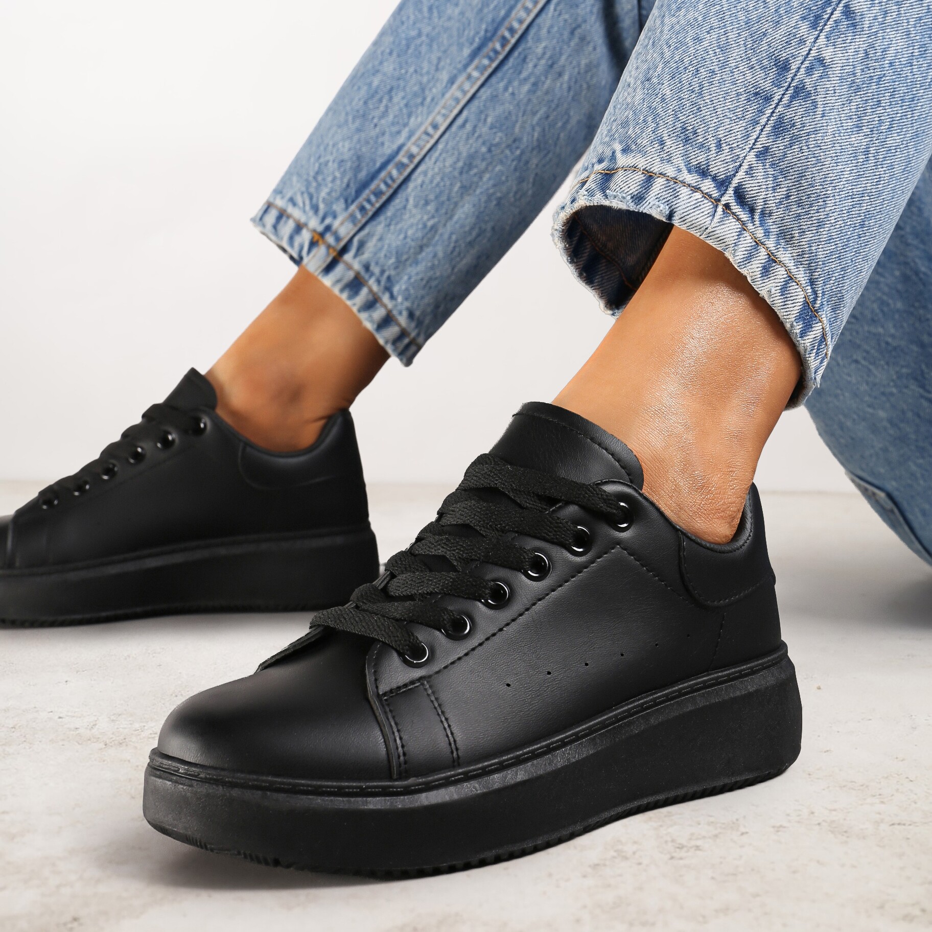 Czarne Casualowe Sneakersy na Platformie ze Sznurowaniem Tialorae, czarny, imitacja skóry, Renee, damski, przejściowy, rozmiar 39