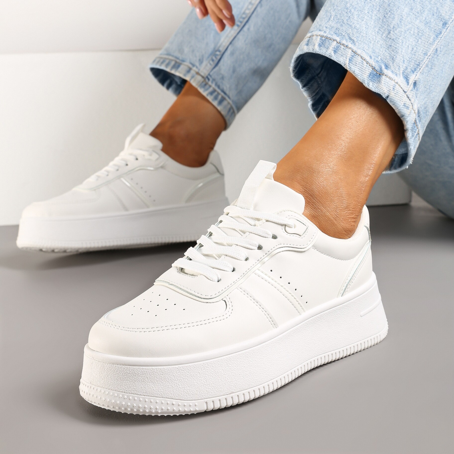 Białe Casualowe Sneakersy Vices na Niskiej Platformie Torila, biały, imitacja skóry, Renee, damski, przejściowy, rozmiar 39