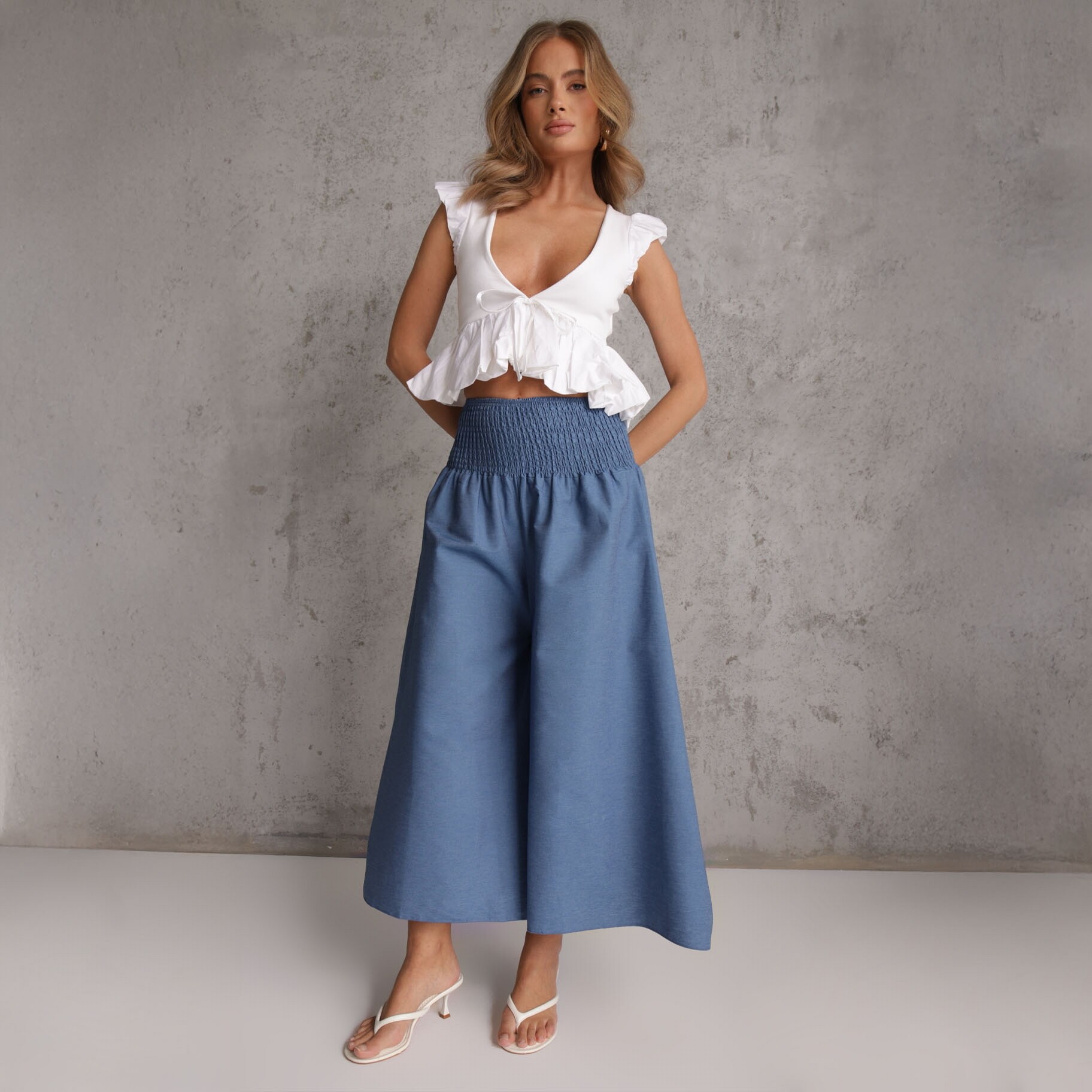Jasnoniebieskie Spodnie Kuloty z Bawełny High Waist o Szerokim Kroju Wykończone Gumką w Pasie Alifrea, niebieski, tkanina, Renee, damski, letni, rozmiar L