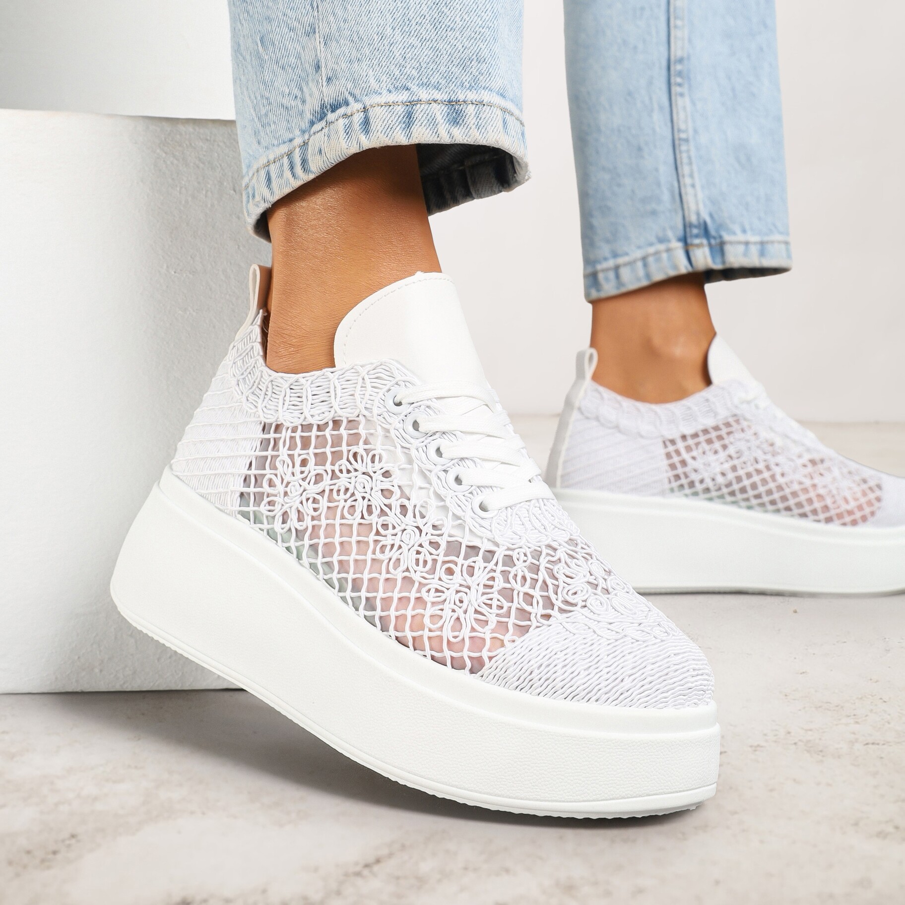 Białe Ażurowe Sneakersy Vices na Platformie Halvisa, biały, materiał tekstylny, Renee, damski, letni, rozmiar 37