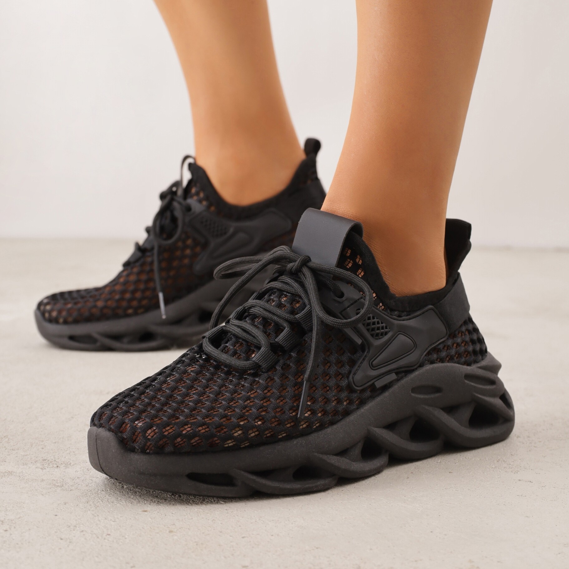 Czarne Buty Sportowe Sneakersy na Platformie Ozdobionej Tłoczeniem Teliriella, czarny, materiał tekstylny, Renee, damski, letni, rozmiar 39