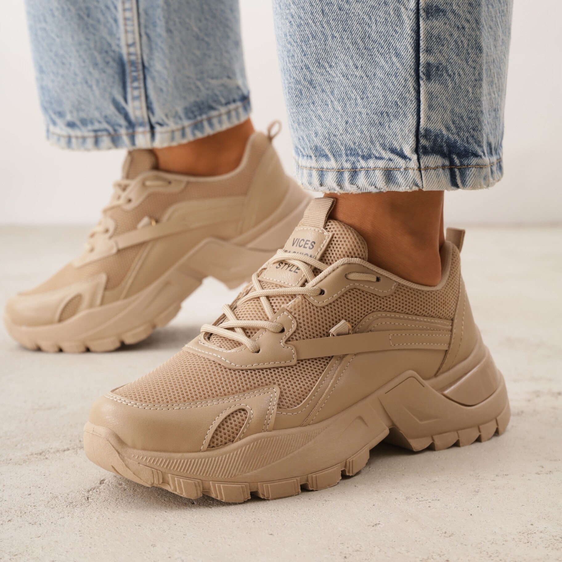 Ciemnobeżowe Sneakersy Dorameia, beżowy, imitacja skóry, Renee, damski, przejściowy, rozmiar 37