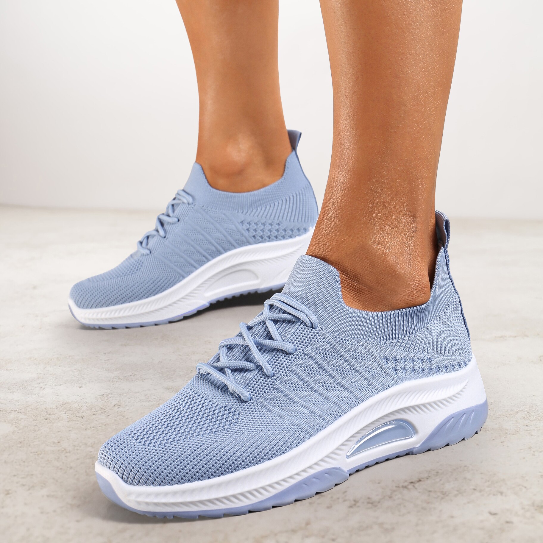 Niebieskie Wsuwane Buty Sportowe w Skarpetkowym Stylu z Ozdobną Podeszwą Moonlise, niebieski, materiał tekstylny, Renee, damski, przejściowy, rozmiar 41