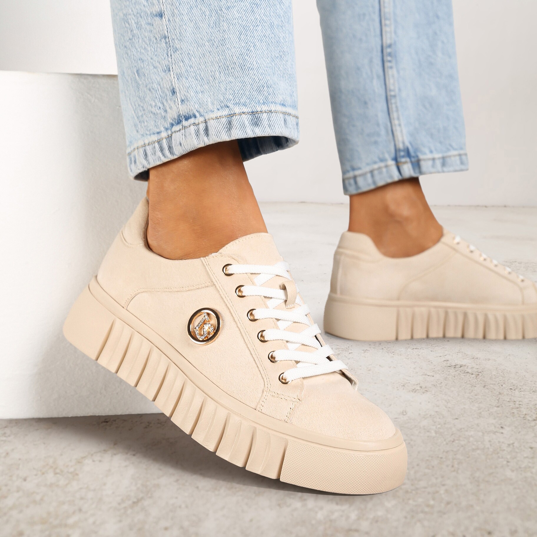 Beżowe Sznurowane Sneakersy Vices na Platformie z Tłoczeniem i Metaliczną Aplikacją Lavfedi, beżowy, imitacja skóry, Renee, damski, przejściowy, rozmiar 40