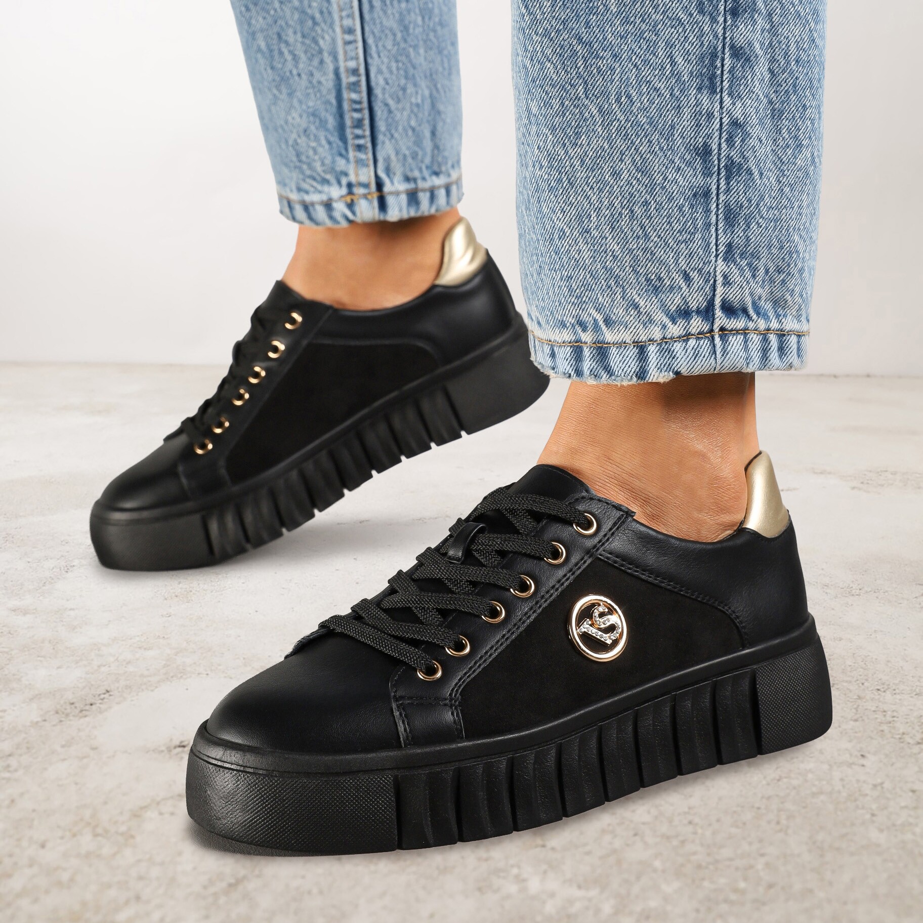 Czarno-Złote Sznurowane Sneakersy Vices na Platformie z Tłoczeniem i Metaliczną Aplikacją Lavfedi, czarny, imitacja skóry, Renee, damski, przejściowy, rozmiar 38