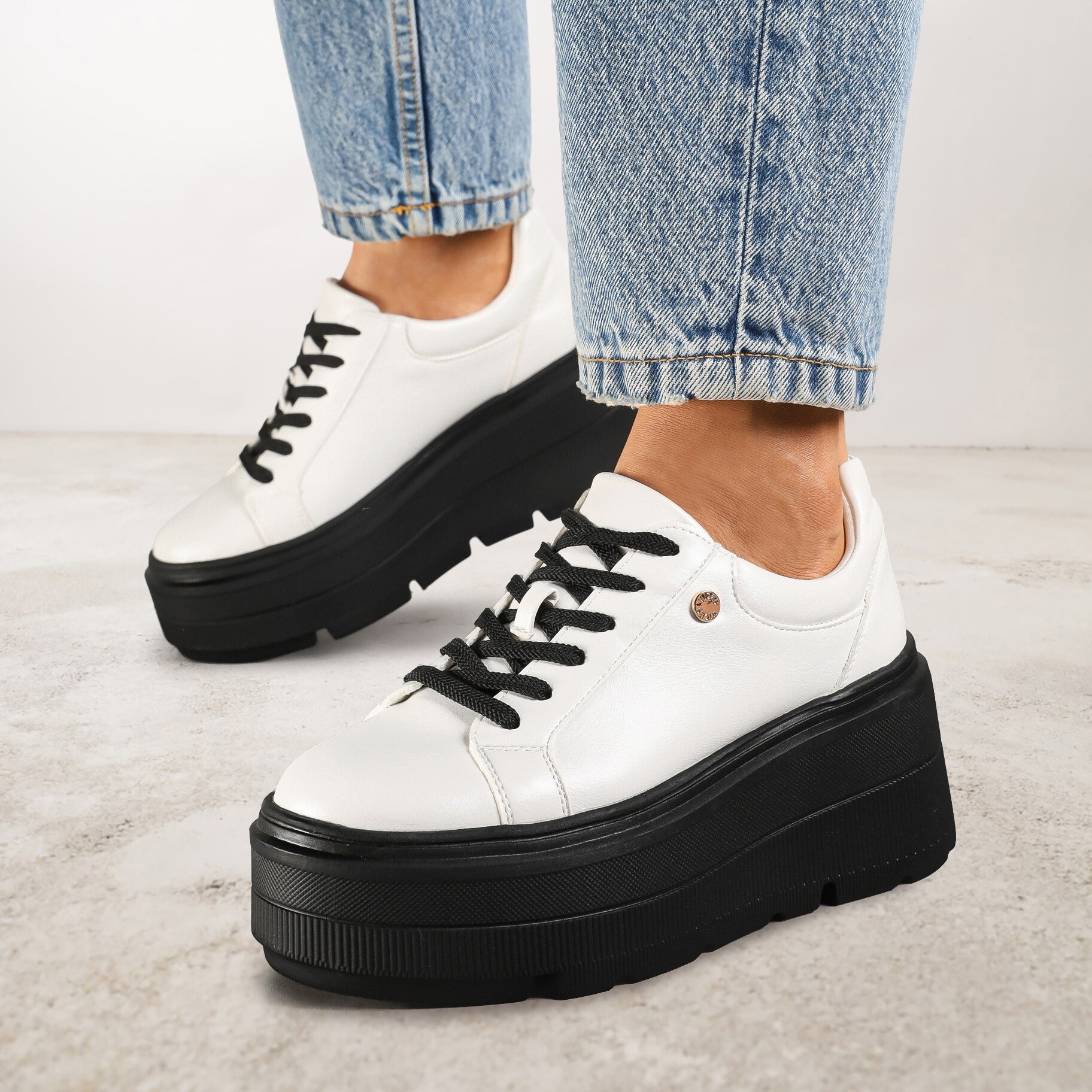 Biało-Czarne Sneakersy Vices na Grubej Podeszwie Tuliri, biały, imitacja skóry, Renee, damski, przejściowy, rozmiar 38