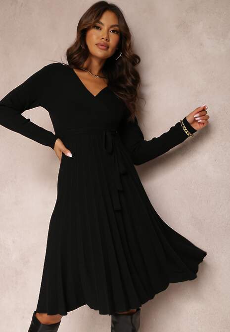 Czarna Sukienka Dzianinowa z Wiązaniem i Plisowanym Dołem Phelleira