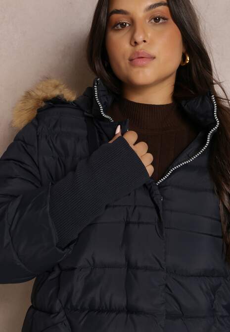 Granatowa Kurtka Pikowana z Futerkiem Halimah 5