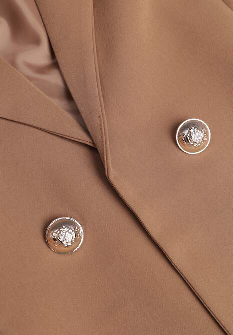 Jachetă maro deschis fără închidere cu nasturi decorativi Cose 6