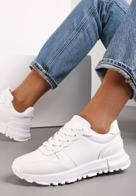 Białe Sneakersy na Grubej Podeszwie z Wycięciami Wiązane Caras