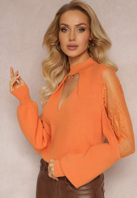Pomarańczowy Sweter z Golfem Wycięciem i Koronką na Rękawie Indiah