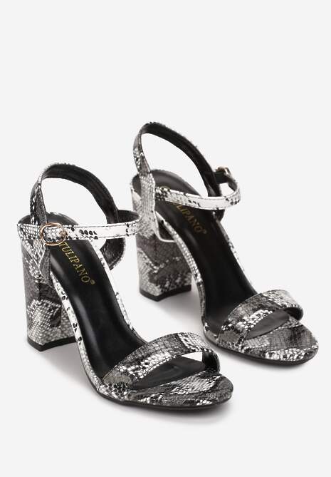 Czarne Sandały w Wężowy Wzór na Słupku Arlowe 4