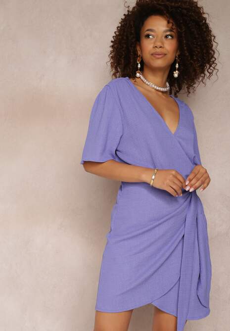 Fioletowa Sukienka Kopertowa z Wiązaniem Fadumo 4