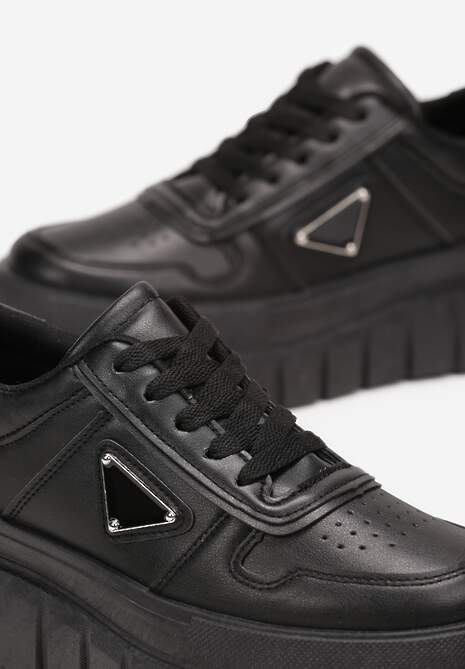 Czarne Sneakersy przed Kostkę z Perforacją i Przeszyciami Kodima 5