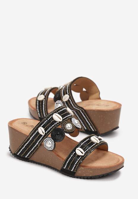 Papuci Negre în Stil Boho cu Scoici pe Platformă Lianna 4