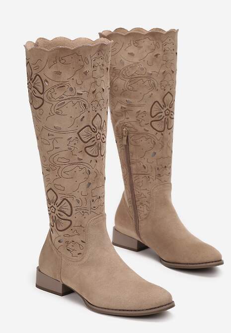 Cizme Bej Decorate cu Broderie Boho cu Brant din Piele Solimva 4