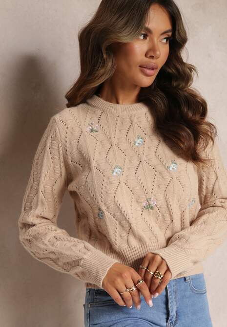 Beżowy Klasyczny Sweter z Długim Rękawem i Wyhaftowanymi Kwiatami Hadriela