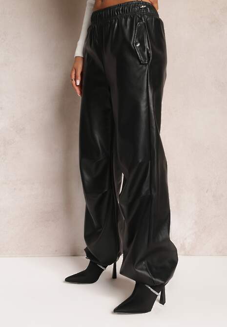 Pantaloni largi negri cu elastic în talie din imitație de piele Aeralin 4