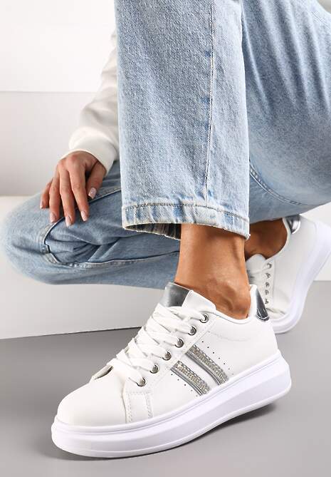 Biało-Srebrne Sznurowane Sneakersy z Imitacji Skóry Ozdobione Paskami z Cyrkoniami Isolinna