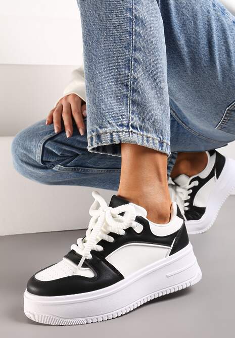 Biało-Czarne Sznurowane Sneakersy na Platformie z Metalicznymi Wstawkami Arileva
