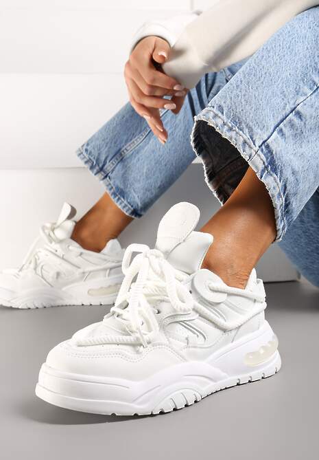 Białe Sneakersy Ozdobione Kolorowymi i Metalicznymi Wstawkami na Grubej Podeszwie Oplevia