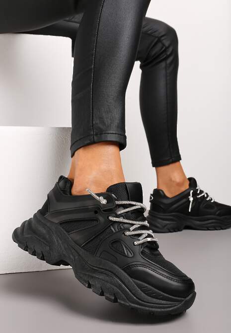 Czarne Sneakersy z Ozdobnym Sznurowaniem na Platformie Namellisa