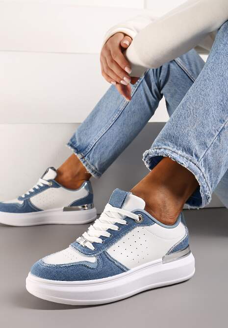 Biało-Niebieskie Sznurowane Sneakersy z Ozdobnymi Wstawkami z Cyrkoniami i Grubą Podeszwą Maellie