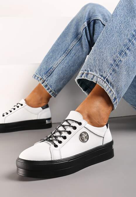 Biało-Czarne Skórzane Sneakersy Sznurowane na Niskiej Platformie z Cyrkoniami Dorianlle