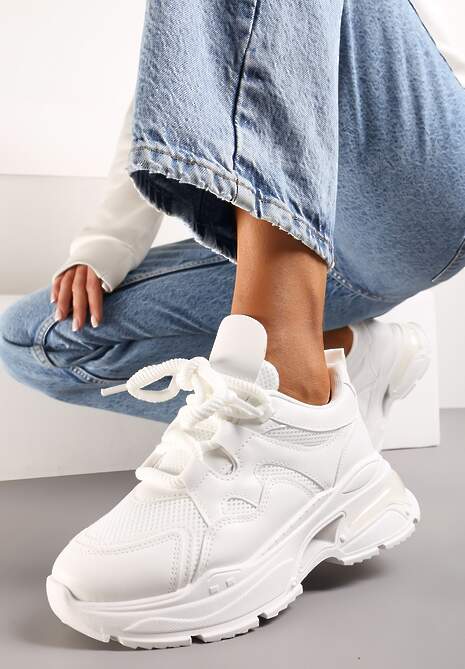Białe Sneakersy na Platformie z Wycięciem i Grubymi Sznurówkami Bosylia