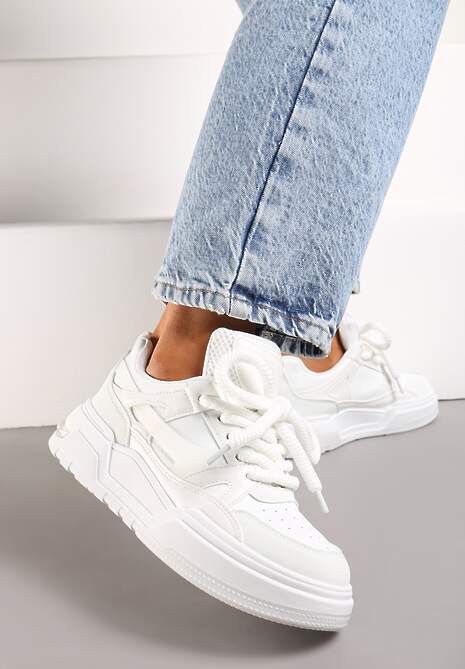 Białe Płaskie Casualowe Sneakersy ze Sznurowaniem i Transparentnym Elementem z Tyłu Gamarie