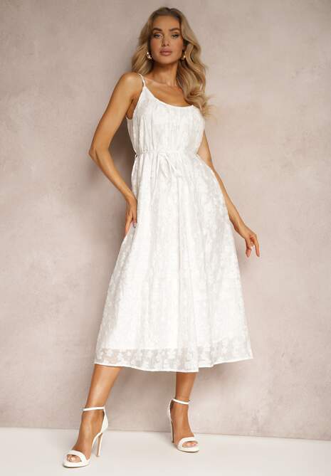 Biała Rozkloszowana Sukienka na Ramiączkach z Materiałowym Paskiem Zdobiona Cyrkoniami Torolia