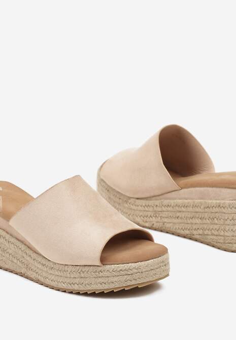 Beżowe Casualowe Klapki na Koturnie w Stylu Boho Krissta 6