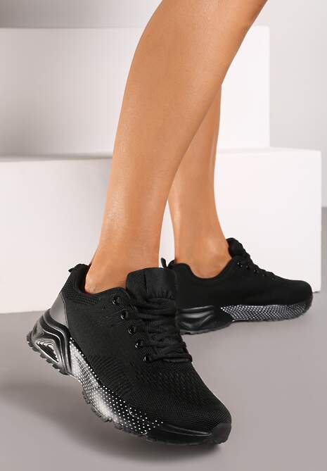 Czarne Sznurowane Buty Sportowe Sneakersy z Tłoczoną Podeszwą Vikkina