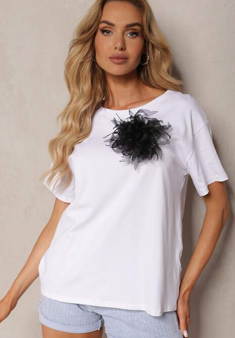 Biały T-shirt z Bawełny Ozdobiony Kwiatową Broszką Iloa