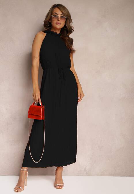 Czarna Sukienka z Dekoltem Typu Halter z Materiałowym Paskiem w Talii i Aplikacjami 3D Dimnnia