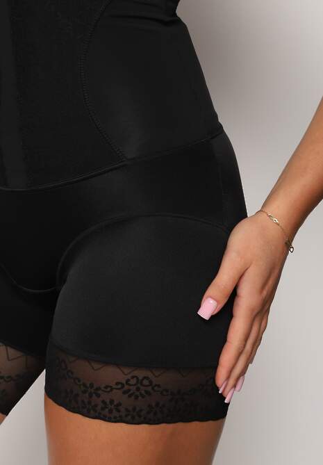 Czarna Bielizna modelująca Szorty High Waist Zakończone Koronką Dliana 5