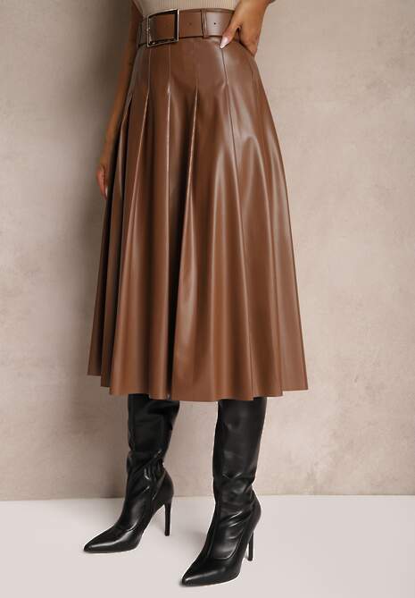 Brązowa Plisowana Spódnica o Rozkloszowanym Kroju High Waist z Ekoskóry Ozdobiona Paskiem Evissall 4