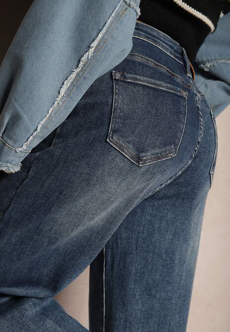 Niebieskie Jeansy z Dodatkiem Bawełny Mom Fit High Waist Ozdobione Sercem Riannae 5