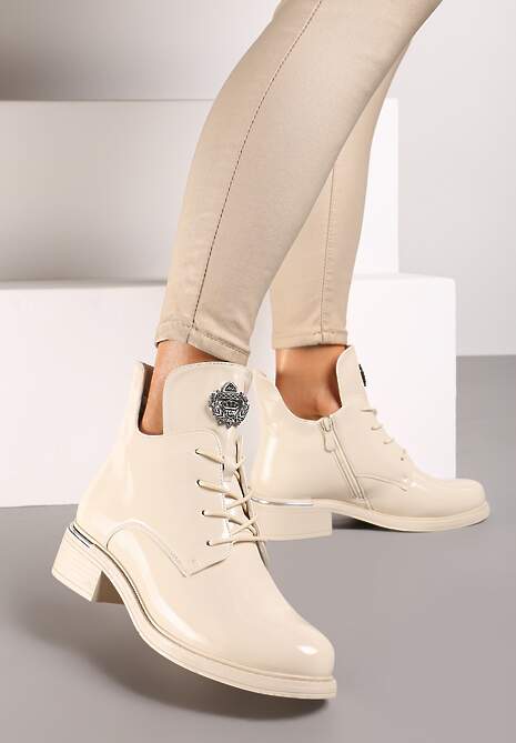 Botine Bej