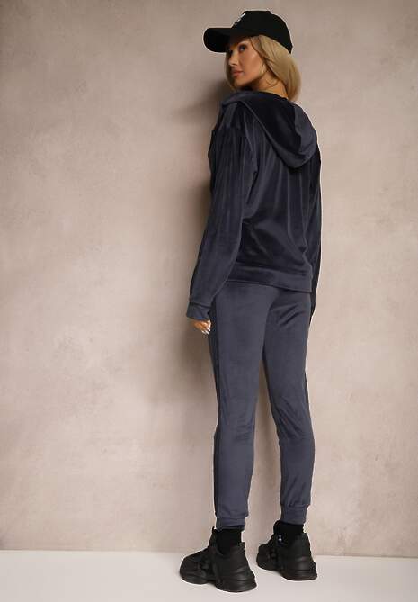 Granatowy Komplet Dresowy z Weluru z Lampasem Bluza z Kapturem i Spodnie Joggery Cretta 4