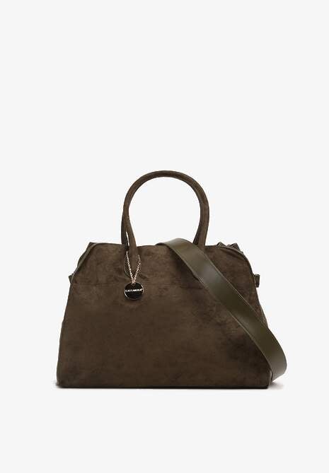 Zielona Torebka na Ramię z Dodatkowym Paskiem Ozdobiona Metalicznym Breloczkiem Stinala