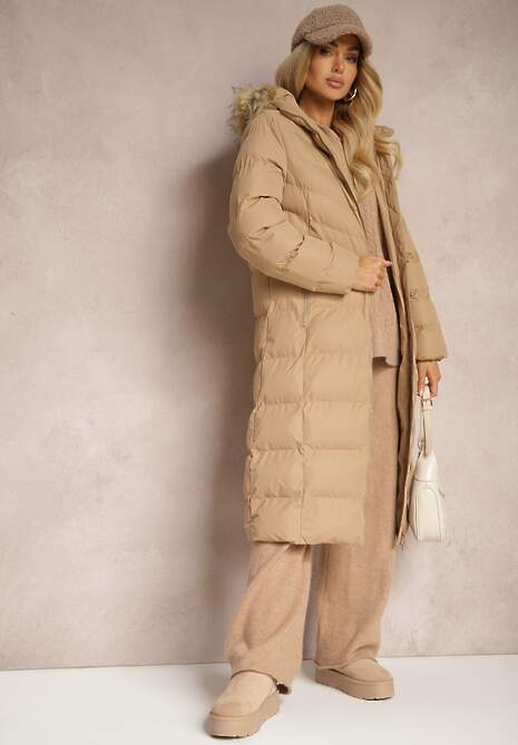 Beżowa Kurtka Zimowa z Pikowanymi Przeszyciami i Kapturem z Futrem Alirina